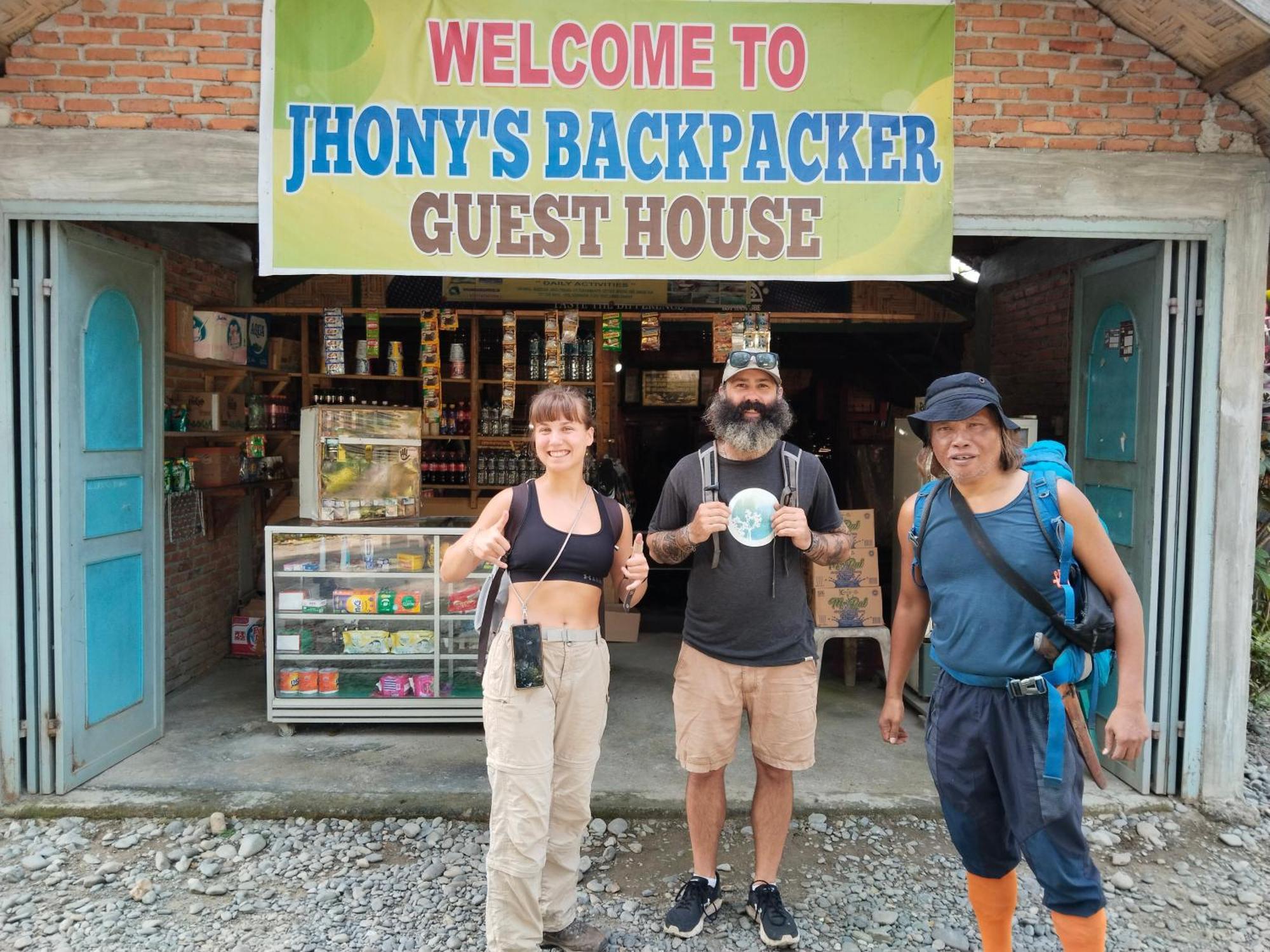 בוקיט לוואנג Jhony'S Backpacker-Guest House Only Stay Here Book Treking With Us מראה חיצוני תמונה